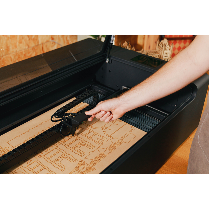 FLUX HEXA RF Desktop RF CO2 Laser Cutter